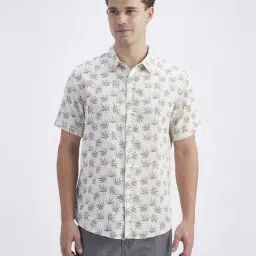 Pepe Jeans Brown Cotton Regular Fit Printed Shirt-image-57