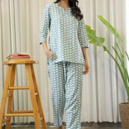 SAY Green Printed Pyjamas Set-picture-26