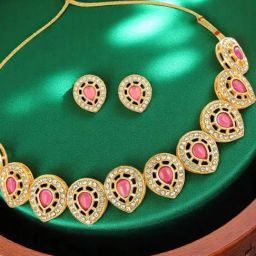 OOMPH Pink Kemp Necklace & Earring Set-43