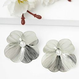 AVANT-GARDE PARIS Sterling Silver-Plated Pearls Beaded Floral Studs-16