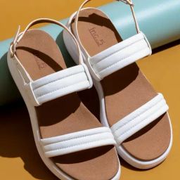 Inc.5 Women's White Back Strap Wedges-image-26