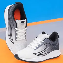 DRACKFOOT Men Colourblocked Sneakers-26