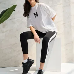 Styli White & Black Printed Oversized T-Shirt Leggings Set image 3