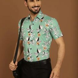 Indian Needle Green Pure Cotton Regular Fit Printed Shirt-image-2