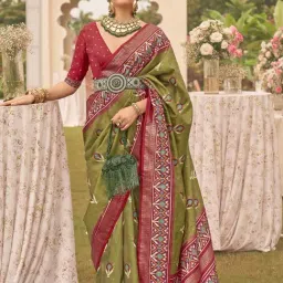 Elora Olive Green Printed Saree With Unstitched Blouse-image-42