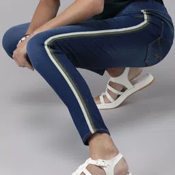 The Roadster Lifestyle Co Women Blue Regular Fit Mid-Rise Clean Look Stretchable Side Striped Jeggings-image-56