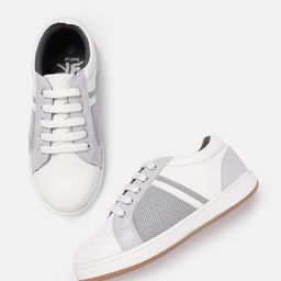 YK Girls White & Grey Solid Sneakers-image-89