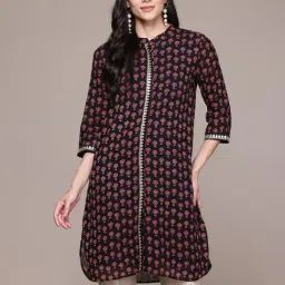 Aarke Ritu Kumar Black Onyx Kurta-picture-29