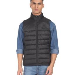 Men Black High Neck Solid Quilted Jacket-image-41