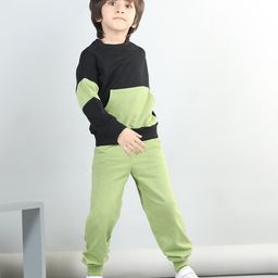 Aww Hunnie Cotton Looper Full Sleeves Colour Block Sweatshirt With Solid Joggers - Green-image-26