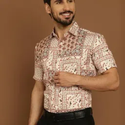 Indian Needle Peach Pure Cotton Regular Fit Printed Shirt-image-1