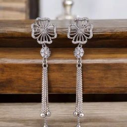 Rihi by P.C. Chandra Jewellers 925 Silver Floral Studded Drop Earring-image-68