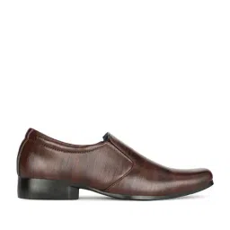 Bata Men's BOSS-DOYEN E Brown Loafers-picture-9
