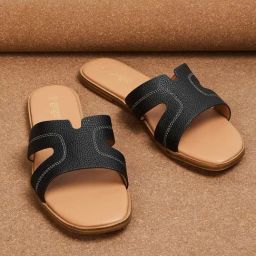 Ginger by Lifestyle Women's Black Slide Sandals-image-20