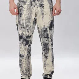 THREE DAYS Men Regular Fit Mid-Rise Future Dust Collusion Printed Cotton Jeans-image-79