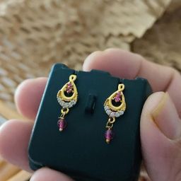niva fashion Teardrop Shaped Studs Earrings-image-70