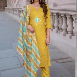 Panzora Women Floral Embroidered Regular Sequinned Kurti with Trousers & With Dupatta-21