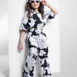 Ollington St. Cotton Co-Ord Set of Half Sleeves Floral Printed Hoodie Top & Track Pant - Black & White-image-66