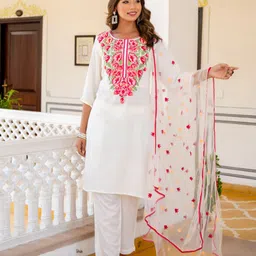 Lookmark Women Floral Embroidered Regular Kurta with Trousers & With Dupatta-picture-28