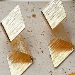 Estailo fashion Gold-Plated Contemporary Shaped Studs-image-64