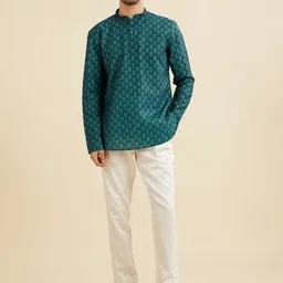 Manyavar Floral Printed Mandarin Collar Short Kurta-image-17