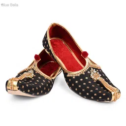 ROYAL KHWAAB Men Printed Round Toe Fashion-image-38