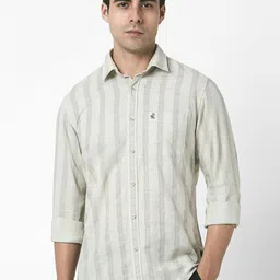 Peter England Casuals Men Slim Fit Spread Collar Vertical Striped Cotton Shirt-picture-11
