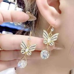 styledose Classic Studs Earrings image 3