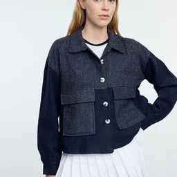 Trendyol Women Crop Tailored Jacket with Embroidered-image-35