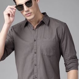 Roadster Men Charcoal Grey Pure Cotton Solid Sustainable Casual Shirt-image-59
