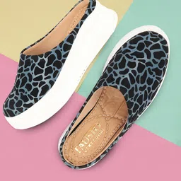 FAUSTO Women Printed Velvet Lightweight Clogs-57