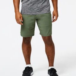 New Balance Green Printed Regular Fit Sports Shorts-picture-11
