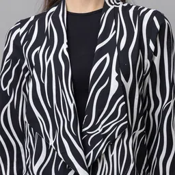 PURYS Animal Printed Open Front Shrug image 2