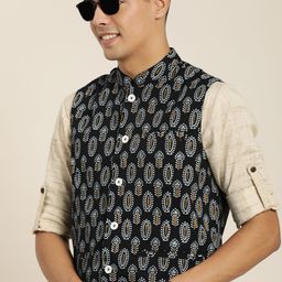 Taavi Men Black & White Handblock Ethnic Motifs Printed Sleeveless Nehru Jacket-5