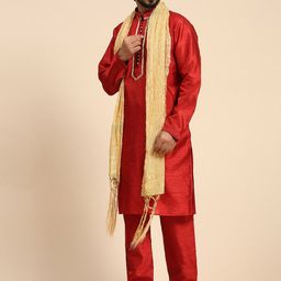 SKAVIJ Men Ethnic Motifs Embroidered Regular Thread Work Dupion Silk Kurta with Pyjamas & With Dupatta image 5
