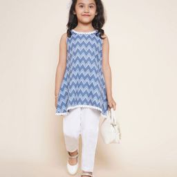 AJ Dezines Sleeveless All Over Chevron Design Detailed & Lace Embellished A Line Kurta & Pyjama - Blue-image-2