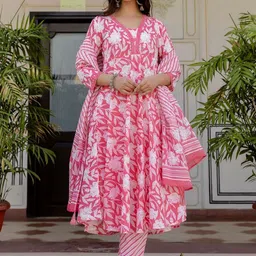 PARTHVI Women Printed Regular Thread Work Pure Cotton Kurta with Trousers & With Dupatta image 5