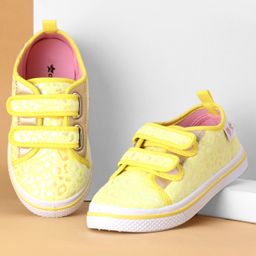 Cute Walk by Babyhug Velcro Closure Casual Shoes - Yellow-image-36