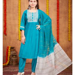 Aarika Three Fourth Sleeves Ethnic Embroidered & Lace Embellished Kurta With Coordinating Pant & Dupatta Set - Turquoise-image-43