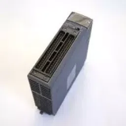 Mitsubishi QY42P Q Output Module:12/24VDC, 0.1A, Transistor,Output Sink,Protected:40-pin Connector-32
