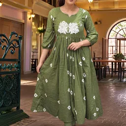 GoSriKi Women Floral Embroidered Kurta with Trousers-picture-29