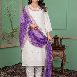 THE52 Women Floral Embroidered Regular Thread Work Kurta with Trousers & With Dupatta-17