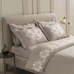 Ddecor Live Beautiful Urban Cloud Grey Cotton 210 TC King Bed Sheet With 2 Pillow Covers-image-31