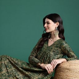 Sangria Ethnic Motifs Printed Empire Kurta With Trousers-24