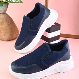 The Roadster Lifestyle Co Women Slipon Casual Sneakers-42