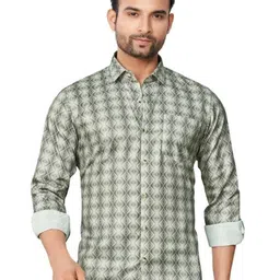 ATLANCE Geometric Printed Spread Collar Cotton Casual Shirt-image-94