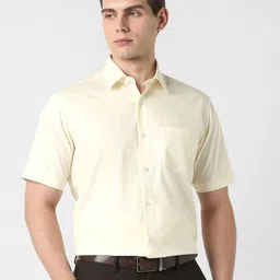Van Heusen Men Solid Spread Collar Pure Cotton Formal Shirt-picture-2