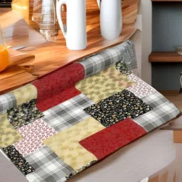 Aura Red & Grey Printed Water Resistant Anti-Slip Shelf Liner Organiser-19