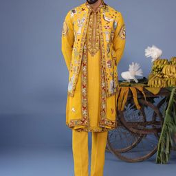 KALPRAAG Men Floral Embroidered Regular Sequinned Kurta with Trousers & With Dupatta-picture-4