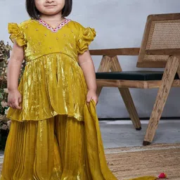 Vivedkids Girls Embroidered Regular Thread Work Kurta with Sharara & With Dupatta-picture-4